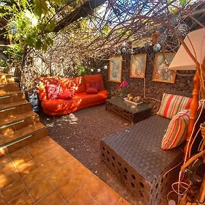 https://mordelliya-private-jacuzzi-suites.in-canary-islands.com