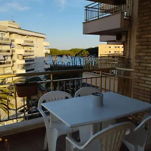 https://seafront-apartment-pineda-beach.catalonia-hotels.com